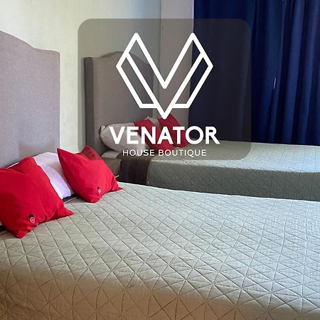 4 Venator House Boutique Aparthotel León Kültér fotó