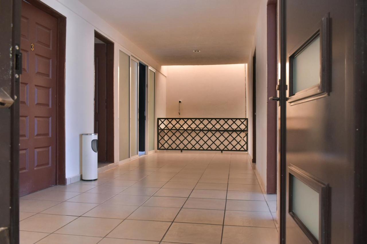 4 Venator House Boutique Aparthotel León Kültér fotó